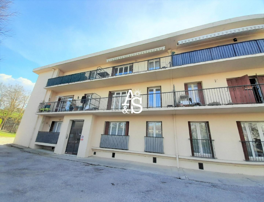 Location appartement t3 Peyrolles En Provence
