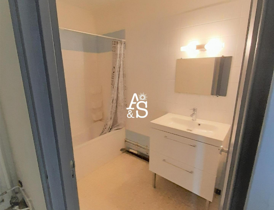 A&S IMMOBILIER, LOCATION Appartements T3, réf : 1719 / 717048