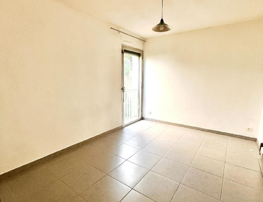 A&S IMMOBILIER, SALE Two-room apartments, réf : 1719 / 668225