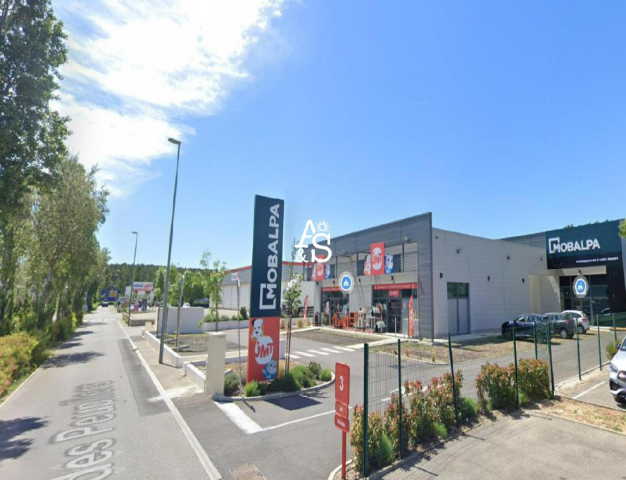 Vente bureau, local Saint Mitre Les Remparts